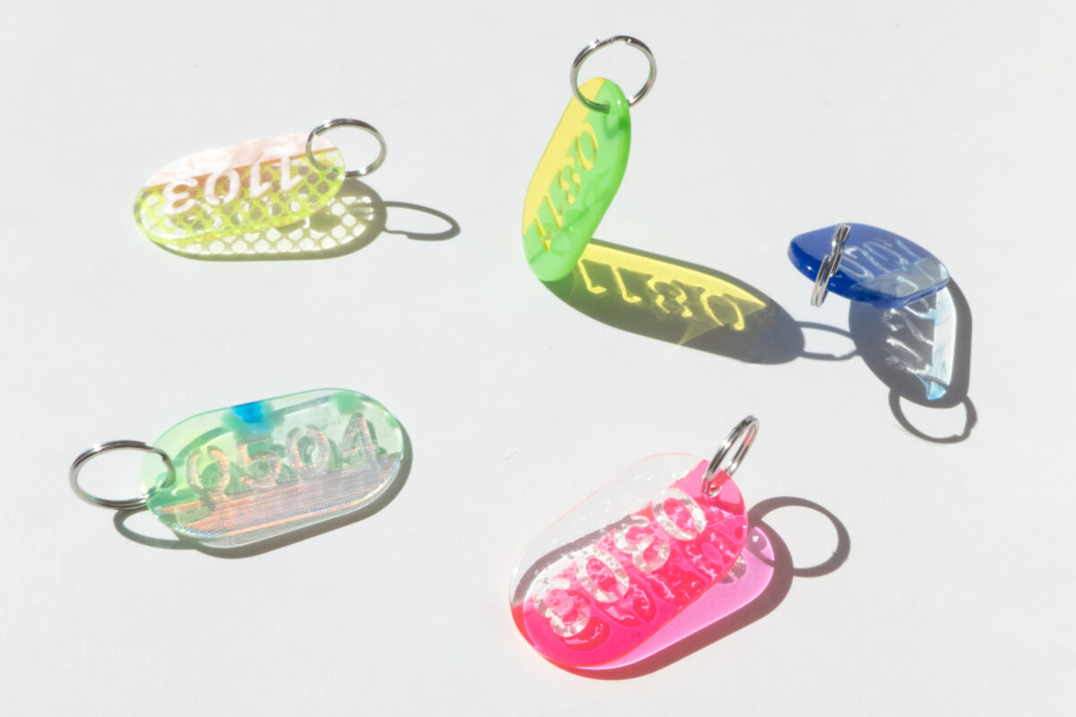 Acryl Tag Plate 365 Days」森美術館ショップ POP UP | NEWSED - ケン